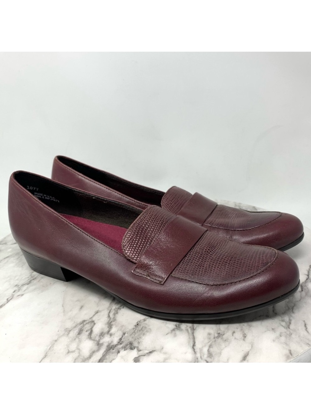 Munro Kiera Red Leather Comfort Loafers 10 USA Classic Preppy Office Minimalist